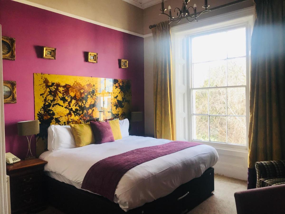 Clarence Court Hotel Cheltenham Eksteriør billede