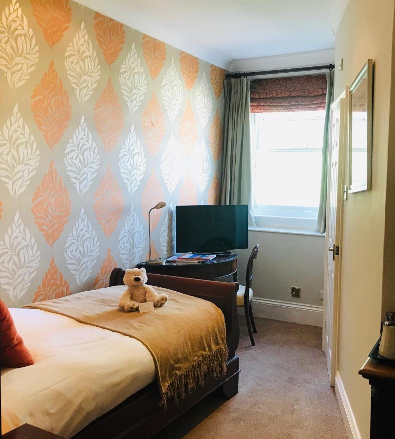 Clarence Court Hotel Cheltenham Eksteriør billede