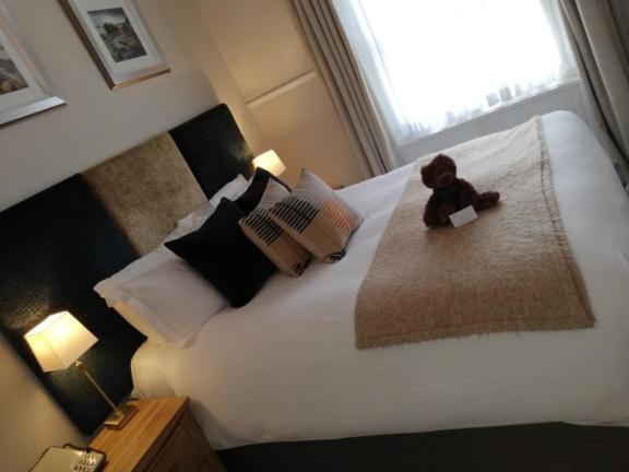 Clarence Court Hotel Cheltenham Eksteriør billede