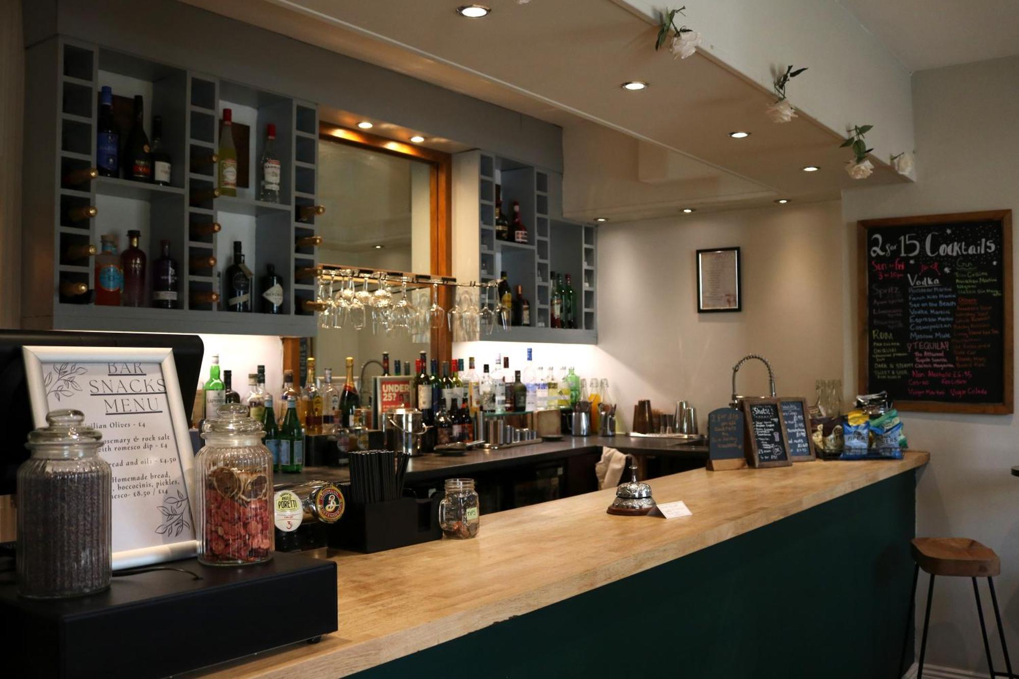 Clarence Court Hotel Cheltenham Eksteriør billede