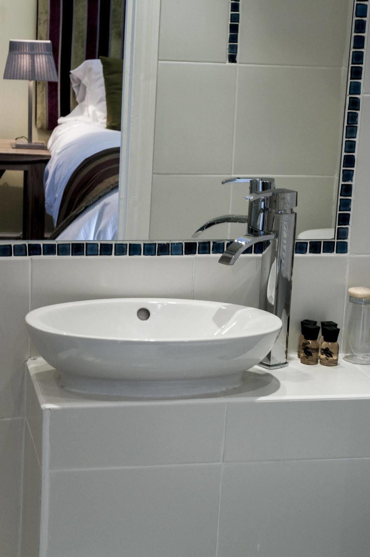 Clarence Court Hotel Cheltenham Eksteriør billede