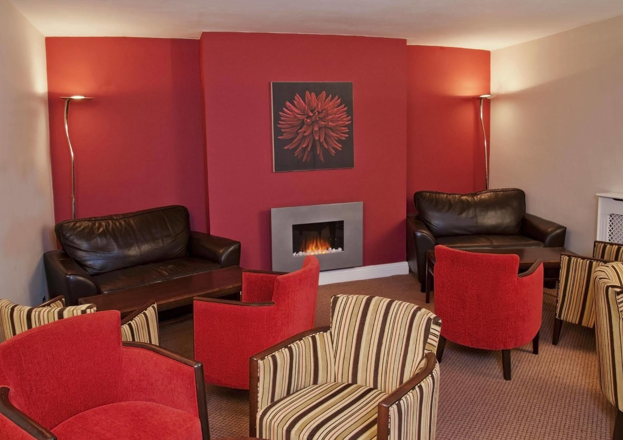 Clarence Court Hotel Cheltenham Eksteriør billede